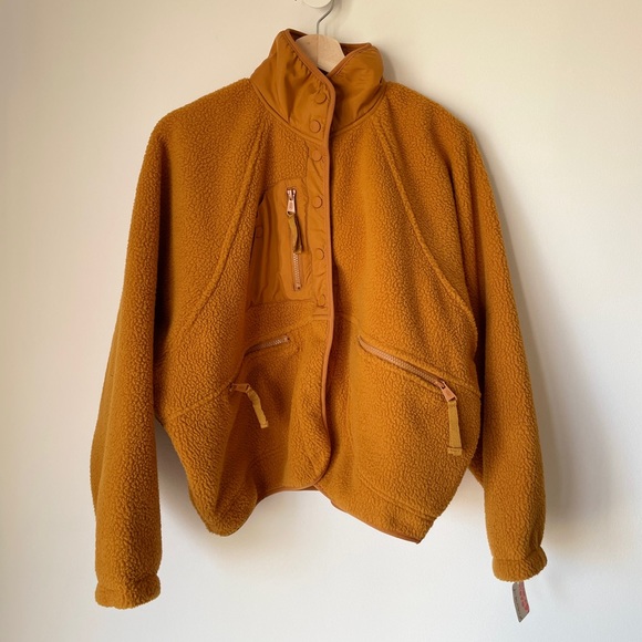 NEW Free People Hit The Slopes Fleece Jacket - Picture 13 of 15